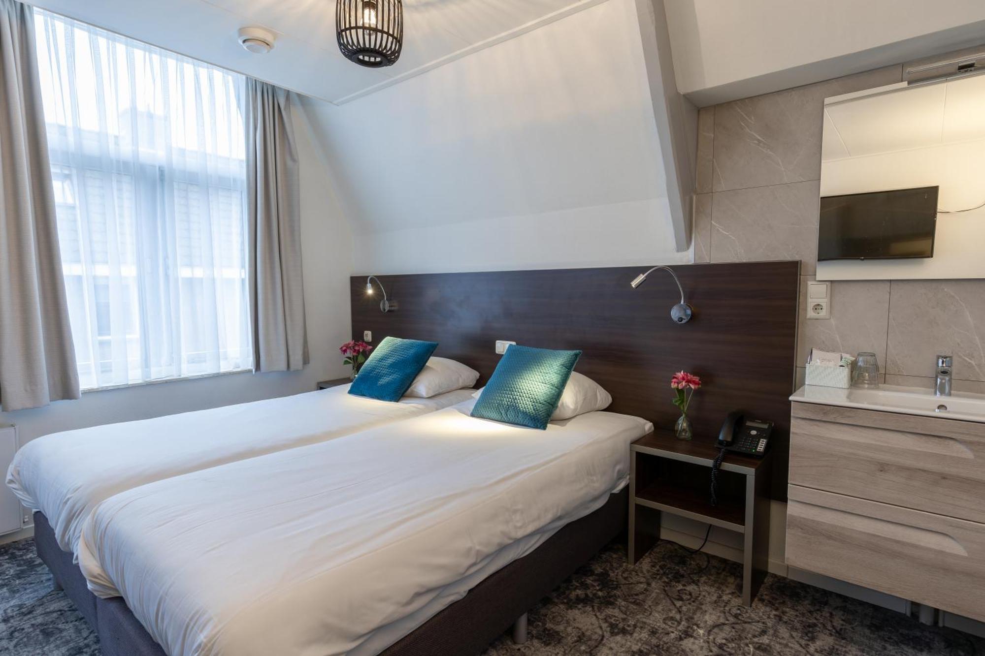 Hotel De Magneet Hoorn  Bagian luar foto